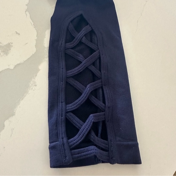 High Waist Navy Seamless Leggings w/ Lattice Cutout – Tummy Control - Picture 6 of 8